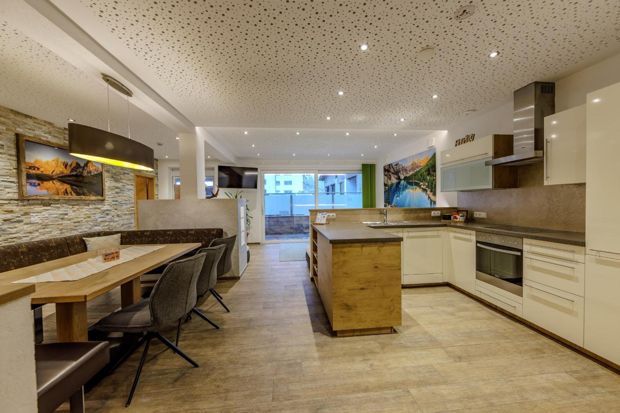 Apartmenthaus Goldeck Ried im Oberinntal Kültér fotó