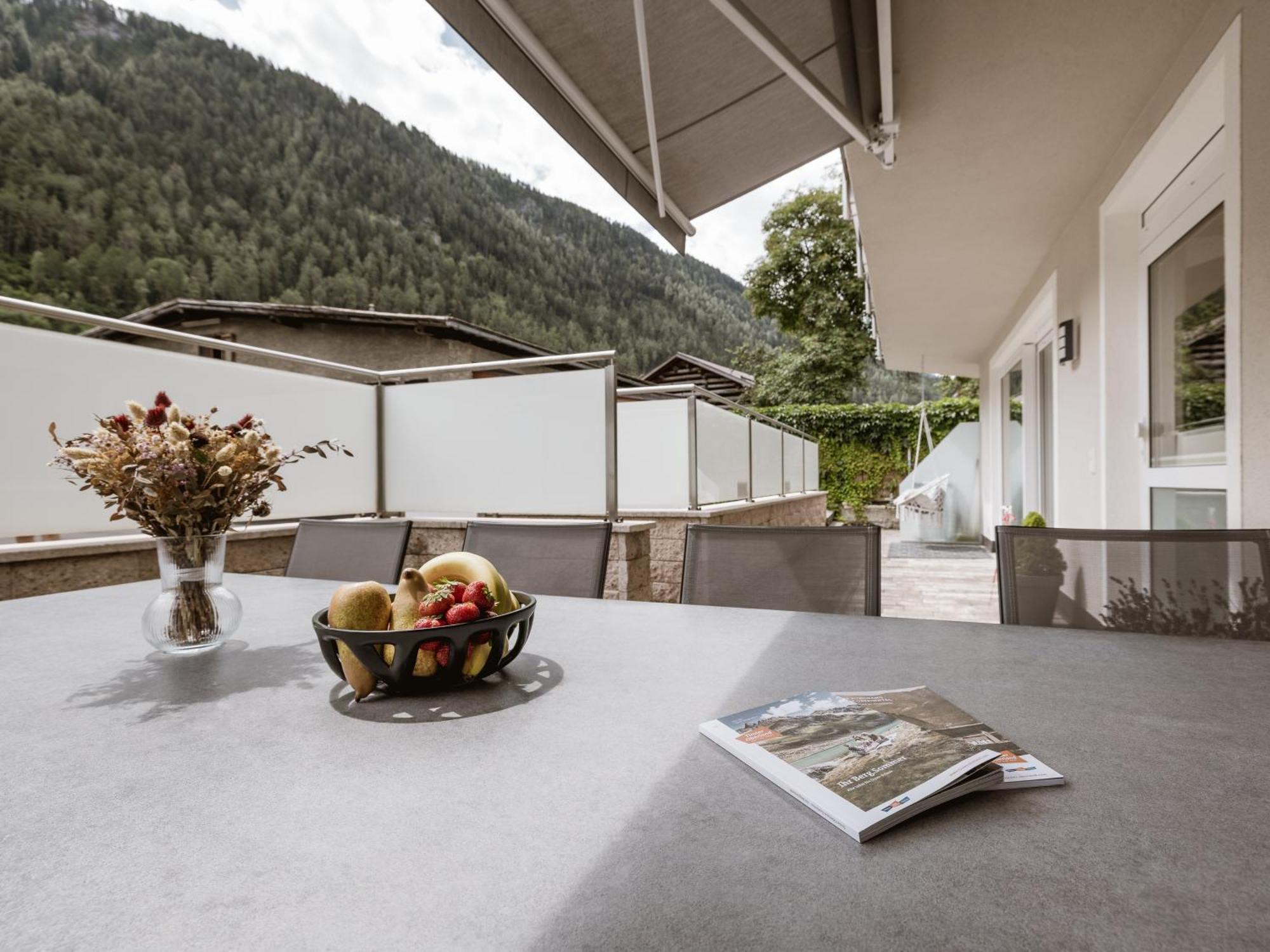 Apartmenthaus Goldeck Ried im Oberinntal Kültér fotó